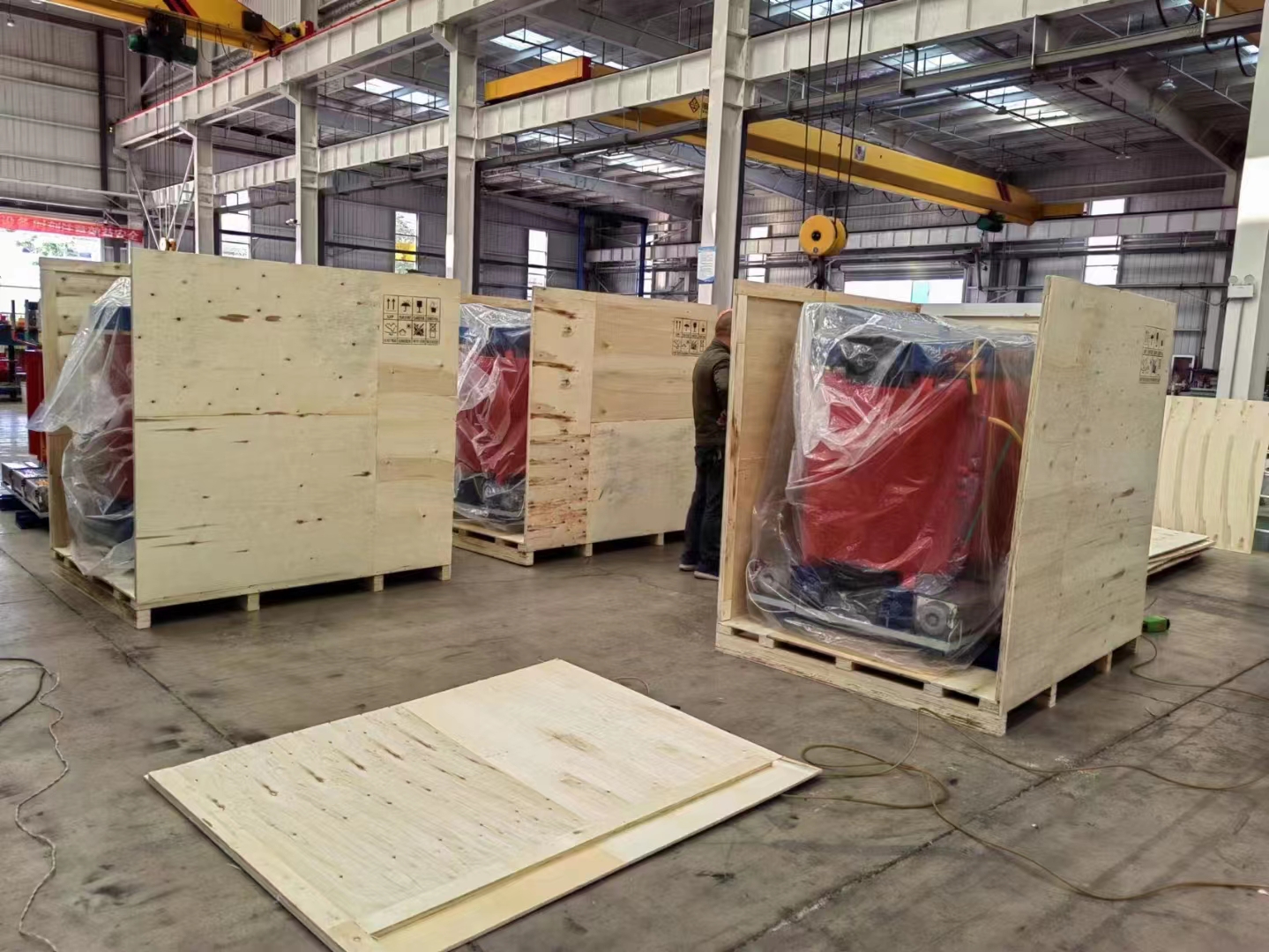 徐州鹏程电气有限公司干式变压器出口俄罗斯